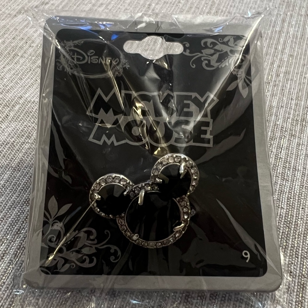 Disney ring - Picture 3 of 3